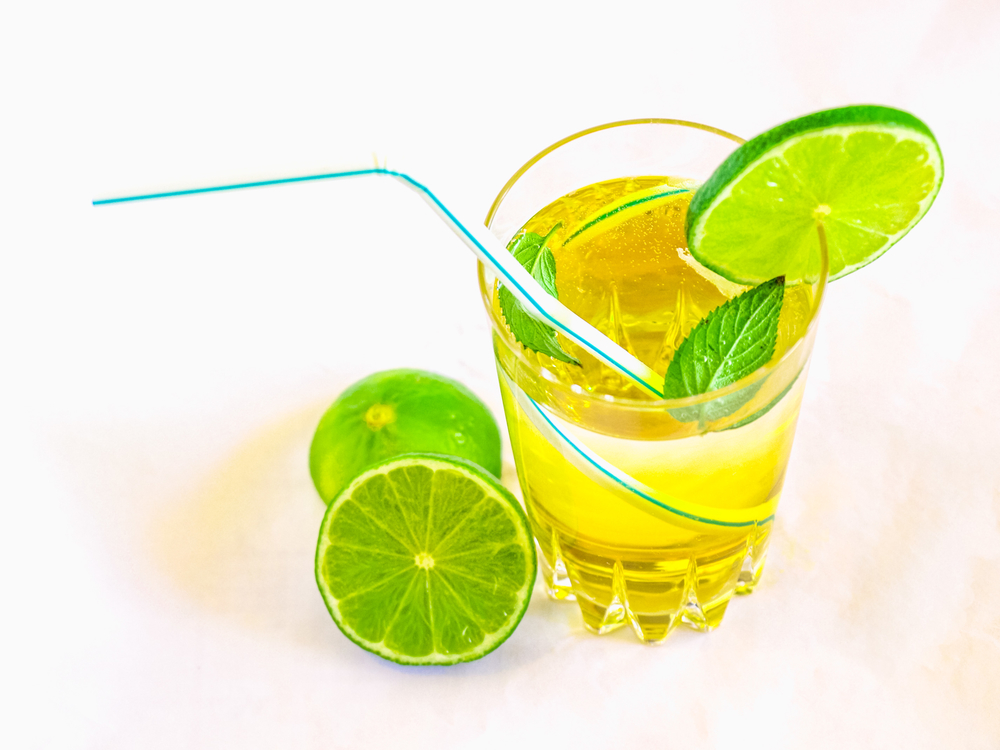 HDR鸡尾酒 以高动态范围概念调制的薄荷青柠风情